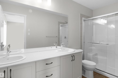 20919 16 Avenue, Edmonton, AB - Indoor Photo Showing Bathroom