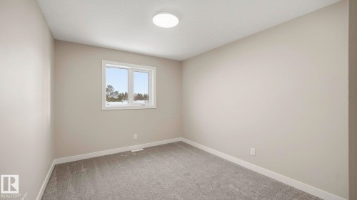 98 Heatherglen Crescent, Spruce Grove, AB - Indoor Photo Showing Other Room