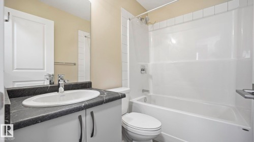 98 Heatherglen Crescent, Spruce Grove, AB - Indoor Photo Showing Bathroom