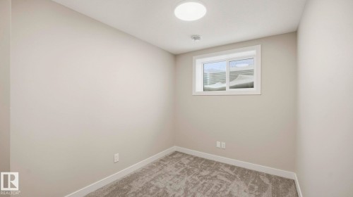 98 Heatherglen Crescent, Spruce Grove, AB - Indoor Photo Showing Other Room