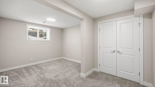 98 Heatherglen Crescent, Spruce Grove, AB - Indoor Photo Showing Other Room