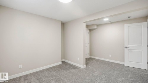 98 Heatherglen Crescent, Spruce Grove, AB - Indoor Photo Showing Other Room
