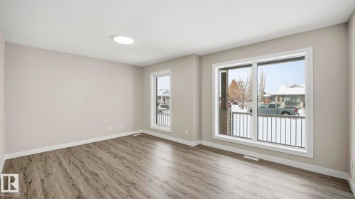 98 Heatherglen Crescent, Spruce Grove, AB - Indoor Photo Showing Other Room