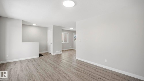 98 Heatherglen Crescent, Spruce Grove, AB - Indoor Photo Showing Other Room