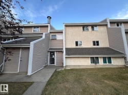 4 3823 76 Street  Edmonton, AB T6K 2P9
