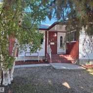 893 BIRCH Avenue  Sherwood Park, AB T8A 1X4