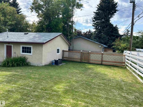 893 Birch Avenue, Sherwood Park, AB - Outdoor