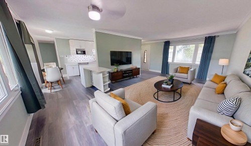 893 Birch Avenue, Sherwood Park, AB - Indoor Photo Showing Living Room