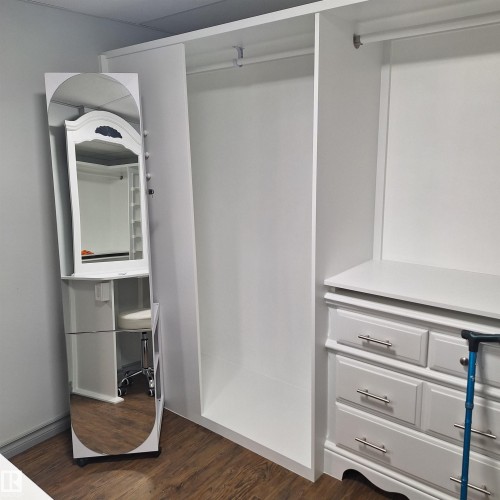 893 Birch Avenue, Sherwood Park, AB - Indoor