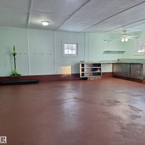 893 Birch Avenue, Sherwood Park, AB - Indoor Photo Showing Other Room