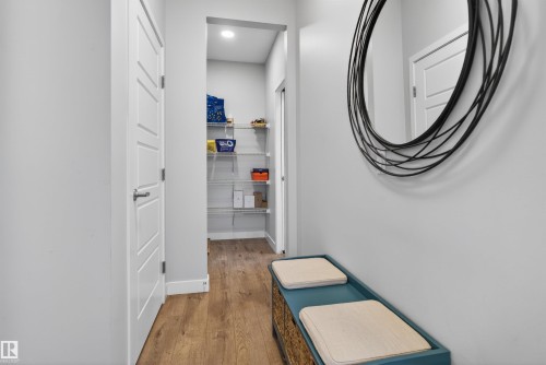 3230 Parker Loop, Edmonton, AB - Indoor Photo Showing Other Room