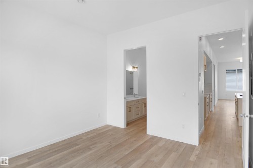 20609 42 Avenue, Edmonton, AB - Indoor Photo Showing Other Room