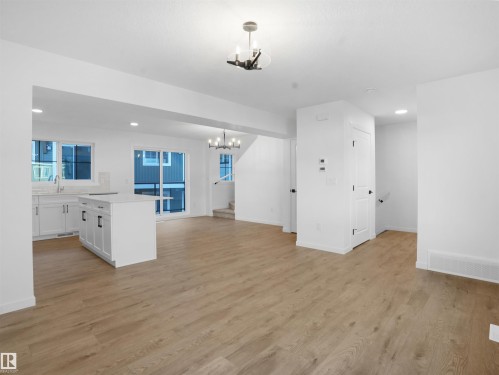 67 525 Secord Boulevard, Edmonton, AB - Indoor