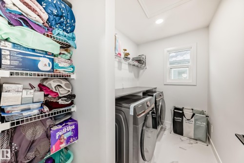 3247 Chernowski Way, Edmonton, AB - Indoor Photo Showing Laundry Room