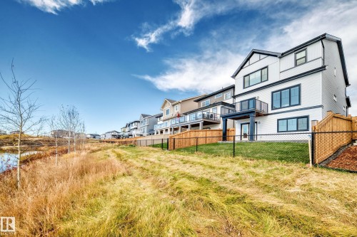 3247 Chernowski Way, Edmonton, AB - Outdoor