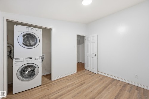 10810 132 Avenue, Edmonton, AB - Indoor Photo Showing Laundry Room