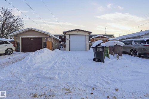 10810 132 Avenue, Edmonton, AB - Outdoor