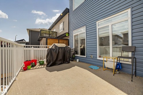 15023 15 Street, Edmonton, AB - Outdoor