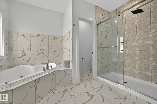 15023 15 Street, Edmonton, AB - Indoor Photo Showing Bathroom