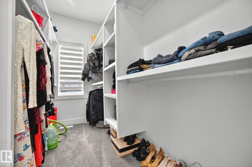 15023 15 Street, Edmonton, AB - Indoor With Storage