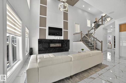 15023 15 Street, Edmonton, AB - Indoor Photo Showing Other Room