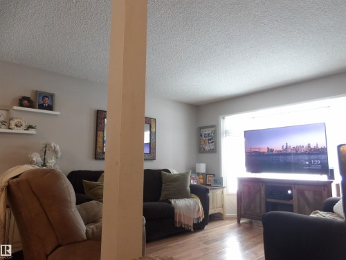 10792 165 Street, Edmonton, AB - Indoor