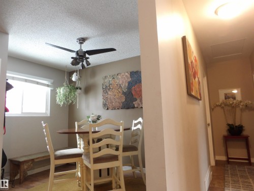 10792 165 Street, Edmonton, AB - Indoor Photo Showing Dining Room