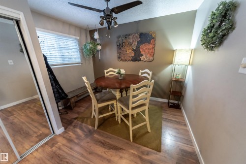 10792 165 Street, Edmonton, AB - Indoor Photo Showing Dining Room