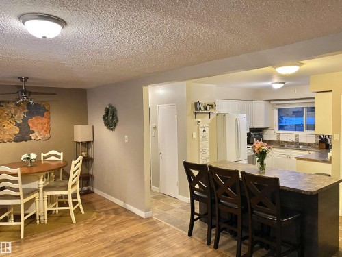 10792 165 Street, Edmonton, AB - Indoor Photo Showing Dining Room