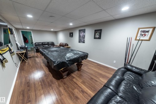 10792 165 Street, Edmonton, AB - Indoor