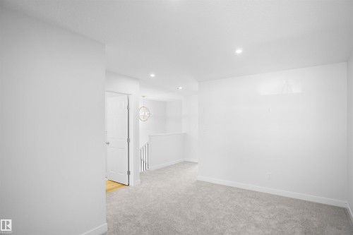 20940 16 Avenue, Edmonton, AB - Indoor Photo Showing Other Room