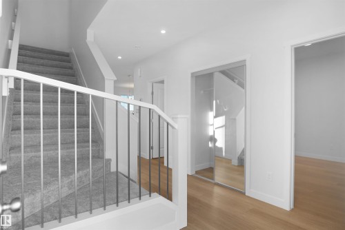 20944 16 Avenue, Edmonton, AB - Indoor Photo Showing Other Room