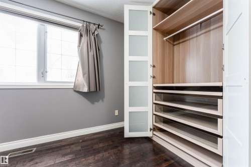 37 Apache Crescent, Leduc, AB - Indoor Photo Showing Other Room