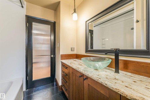 37 Apache Crescent, Leduc, AB - Indoor Photo Showing Bathroom