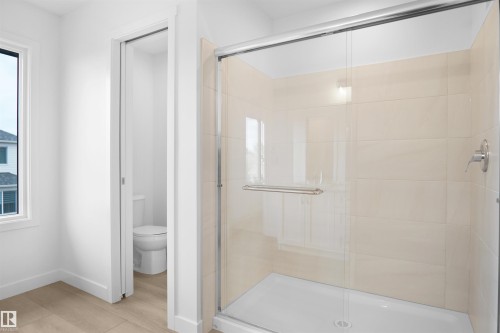 2237 194A Street, Edmonton, AB - Indoor Photo Showing Bathroom