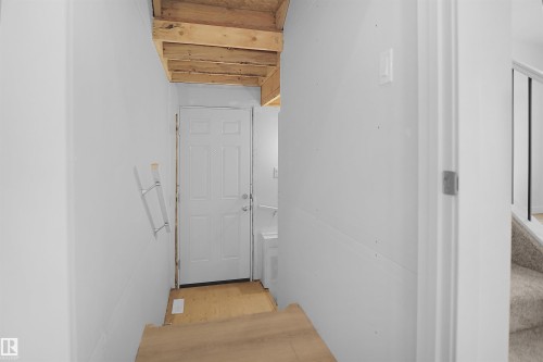 2237 194A Street, Edmonton, AB - Indoor Photo Showing Other Room