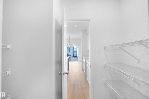 2237 194A Street, Edmonton, AB - Indoor