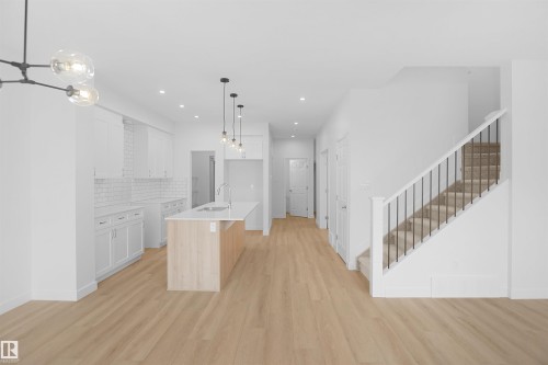 2237 194A Street, Edmonton, AB - Indoor