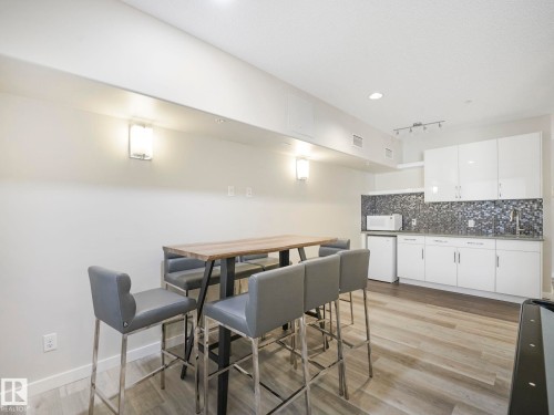 317 1144 Adamson Drive, Edmonton, AB - Indoor Photo Showing Other Room