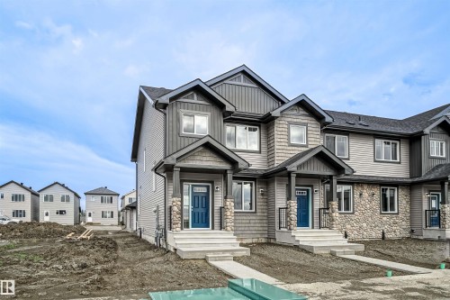117 Copperhaven Drive, Spruce Grove, AB - Outdoor With Facade