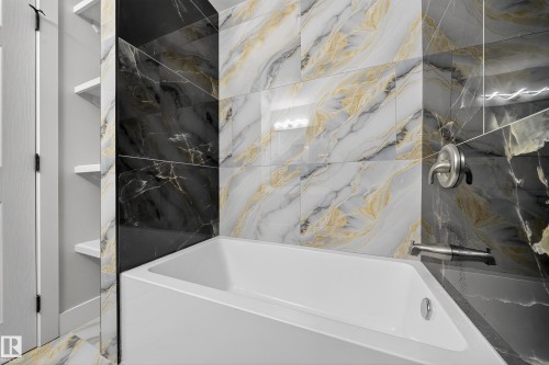 7820 22 Avenue, Edmonton, AB - Indoor