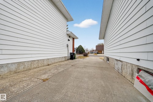 7820 22 Avenue, Edmonton, AB - Outdoor With Exterior