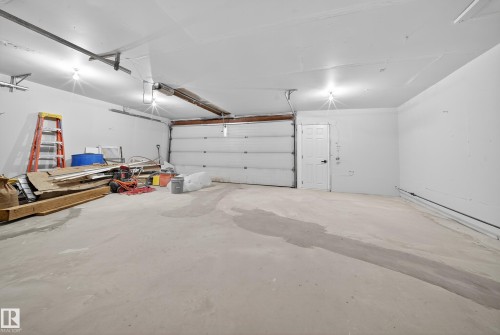 7820 22 Avenue, Edmonton, AB - Indoor Photo Showing Garage
