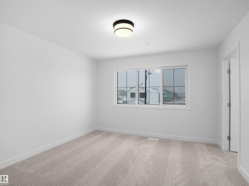 9716 Carson Place, Edmonton, AB - Indoor Photo Showing Other Room