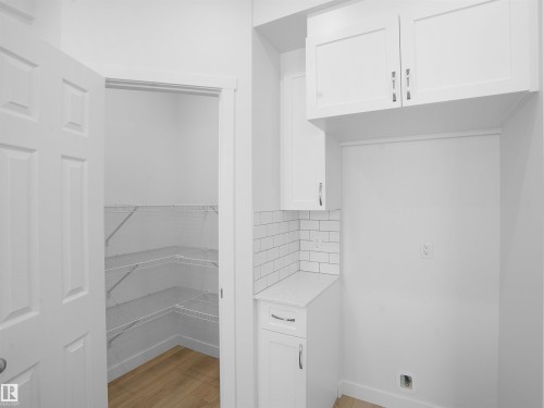 9716 Carson Place, Edmonton, AB - Indoor