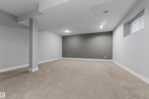 1721 Adamson Crescent, Edmonton, AB - Indoor Photo Showing Other Room