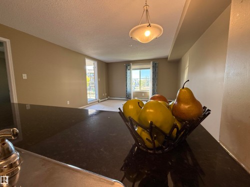 214 274 Mcconachie Drive, Edmonton, AB - Indoor Photo Showing Other Room