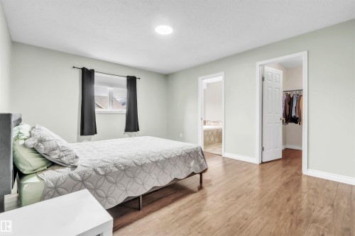 237 Birch Avenue, Cold Lake, AB - Indoor Photo Showing Bedroom
