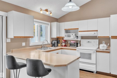 237 Birch Avenue, Cold Lake, AB - Indoor Photo Showing Kitchen With Double Sink