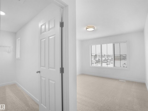 9732 Carson Place, Edmonton, AB - Indoor Photo Showing Other Room